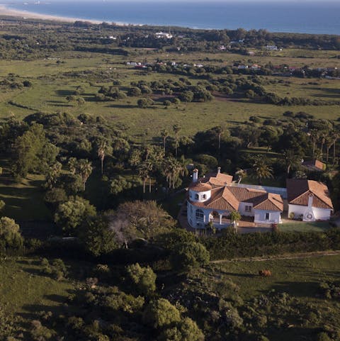 Stay in a rural retreat within walking distance of the sea