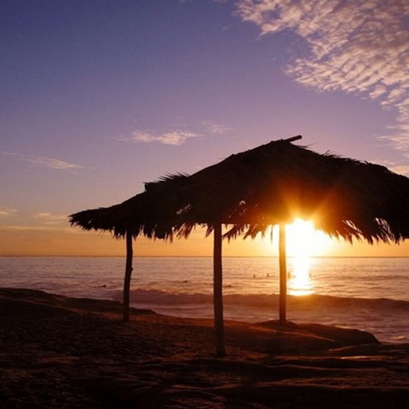 Watch the sunset at Big Rock Reef