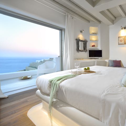 Wake up to the sparkling Aegean Sea