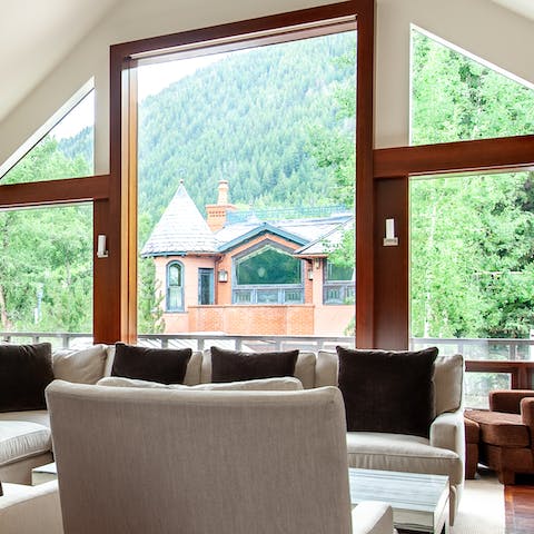 Sweeping views of the Aspen mountains