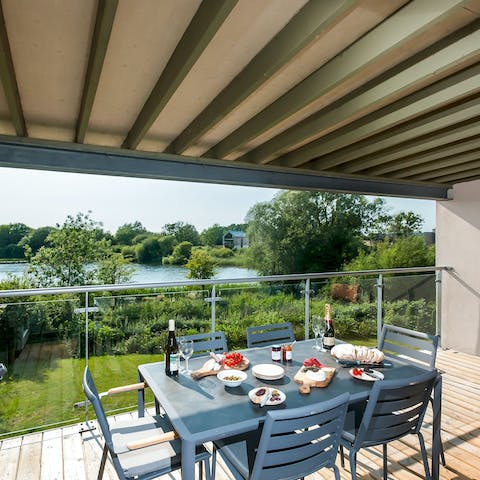Fire up the barbecue for an alfresco meal on the private balcony