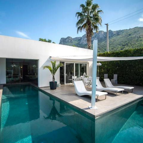 Cool off in the elegant L-shaped pool