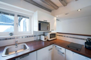 Paris Chic image 7