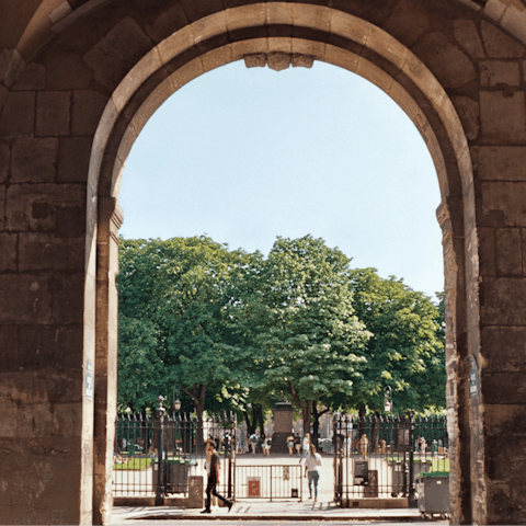 Pop into a bakery on your way to nearby Place des Vosges