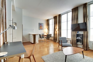 Paris Life image 14