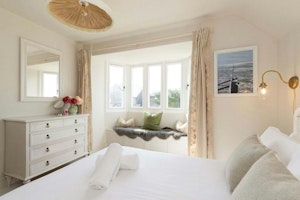 Harbour's Retreat image 8