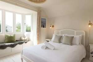 Harbour's Retreat image 7