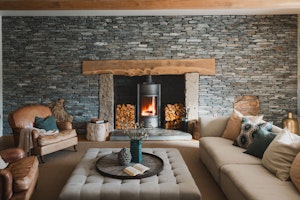 Clifftop Retreat image 6