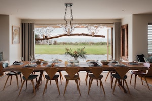 Clifftop Retreat image 5