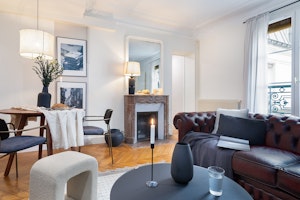 Modern Classics image 12