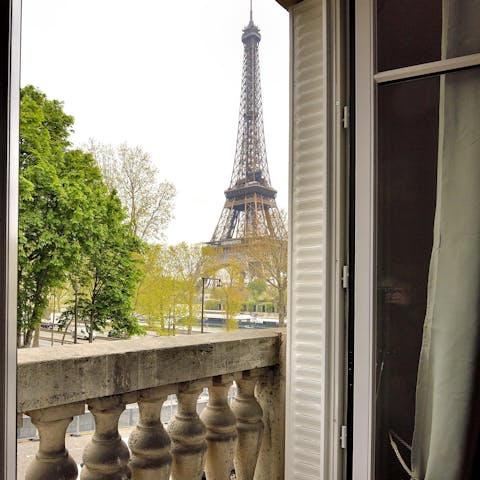 Wake up to impressive views across the Eiffel Tower