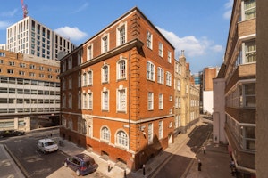 City Contemporary image 8