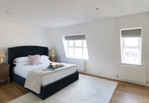 Portobello Mews image 6