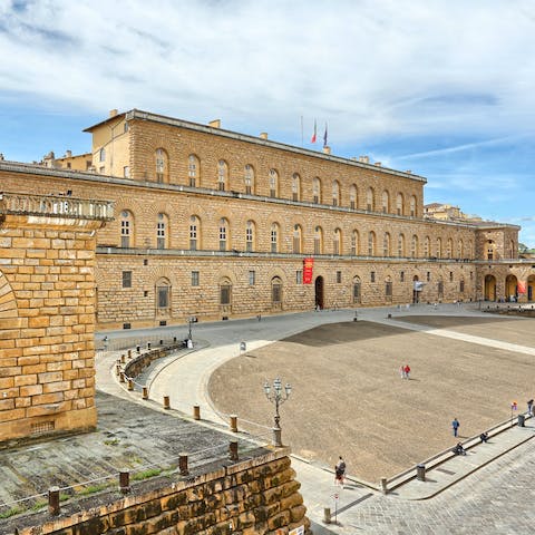 Stay directly across from Pitti Palace – the main entrance is just one minute away