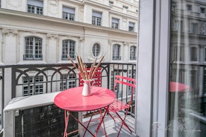 L'Art Deco Hideaway image 10