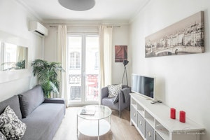 L'Art Deco Hideaway image 1
