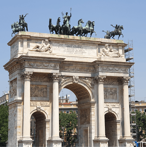 See the magnificent Arco della Pace in only ten minutes' walk from the apartment