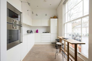 Weekend Living image 8