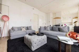 Weekend Living image 6
