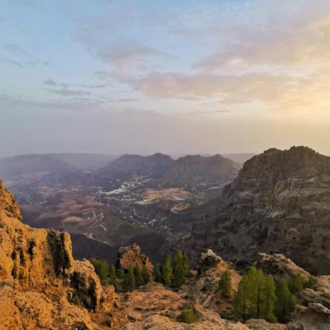 Marvel at the spectacular landscapes en route to Pico de las Nieves, just over an hour away
