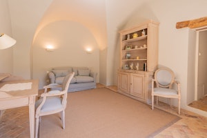 Provençal Charms image 3