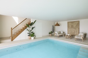 Sandbanks Lakehouse image 9
