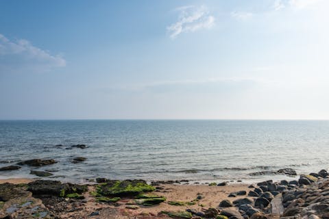 Make full use of the host's double kayak and the beach at the end of the garden