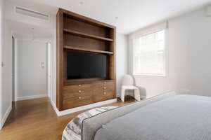 Regal Haven image 9