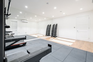 Regal Haven image 6