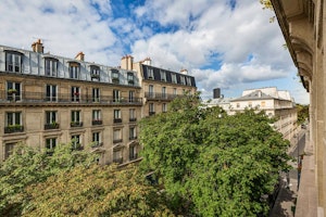 Picturesque Parisian Street image 8