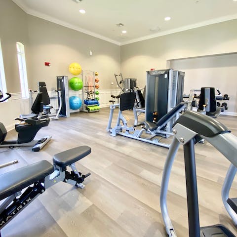 Spend the morning lifting weights in the fitness centre