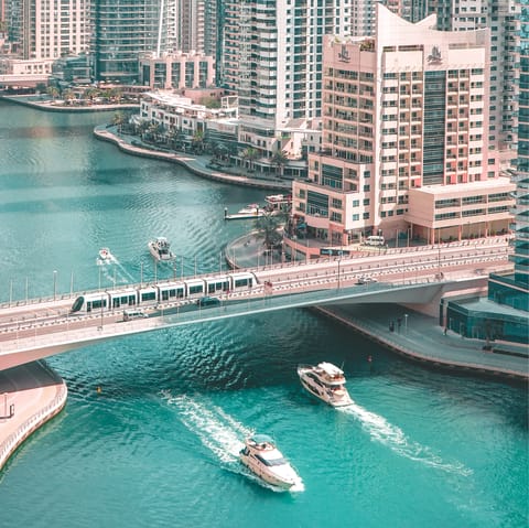 Discover the Dubai Marina Walk, right on your doorstep