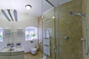 Court Suite image 6