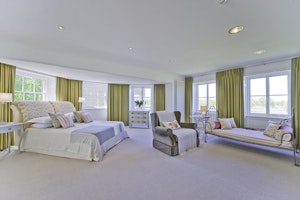 Court Suite image 1