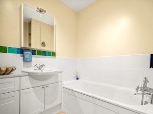 Herne Bay Hideaway image 10