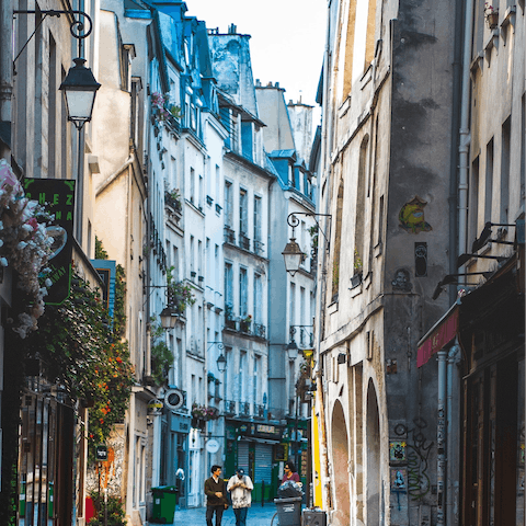 Stay within the charming narrow streets of Le Marais, a neighbourhood full of shops, restaurants, bars and museums