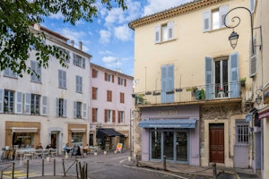 Prêt to Promenade image 9