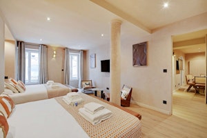 Fine Paris image 11
