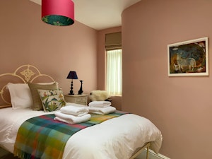 Frome Townhouse image 8