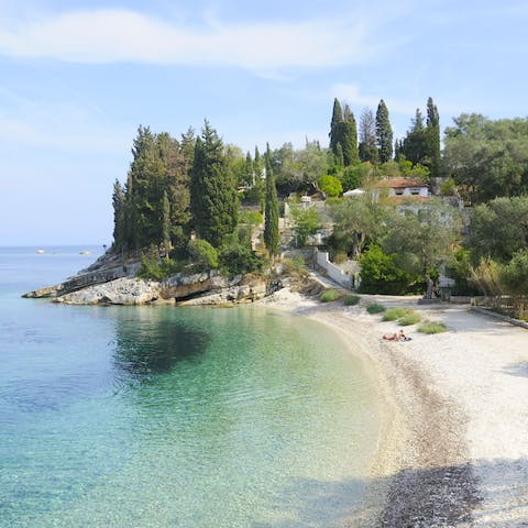 Discover the beautiful beaches of Paxos – the nearest is a five-minute walk away