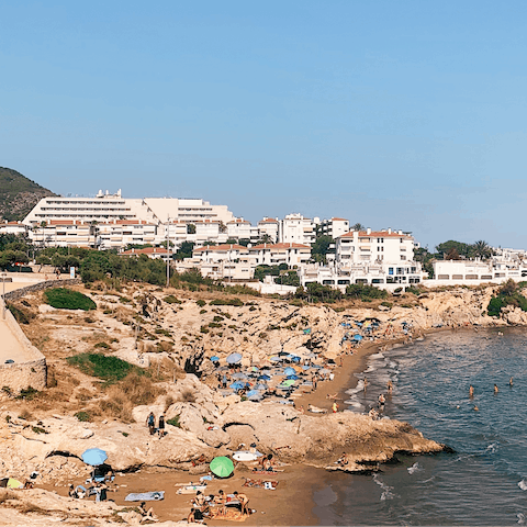Spend your days at the beach and enjoy the lively atmosphere of Sitges 