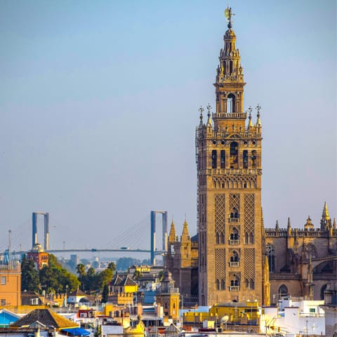 Take some snaps of the Giralda Tower, which is within walking distance
