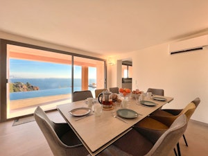 Riviera Mornings image 9