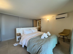 Riviera Mornings image 3