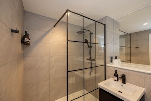 Manchester Moon image 12