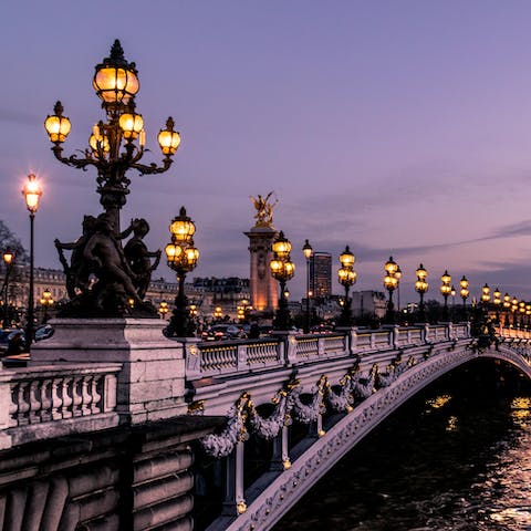 Go for an evening stroll along the Seine