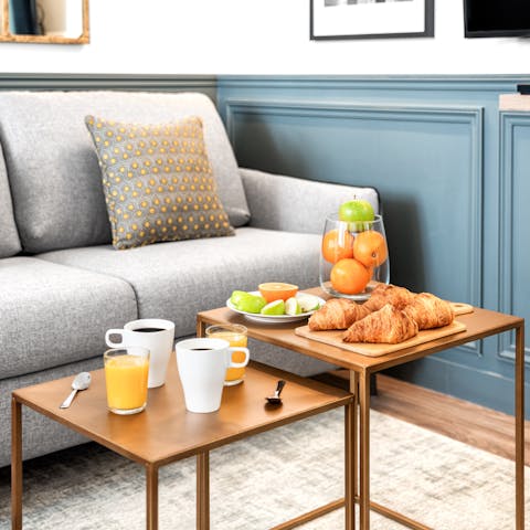 Tuck into a breakfast of fresh pastries in the living room