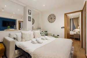 Fitzrovia Made Easy image 10