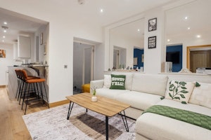 Fitzrovia Made Easy image 7