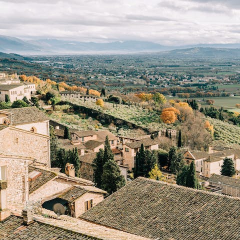 Explore the medieval town topped hills of Umbria